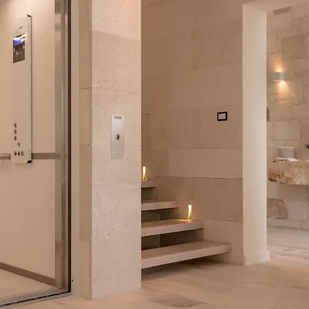 Mila فيلة
